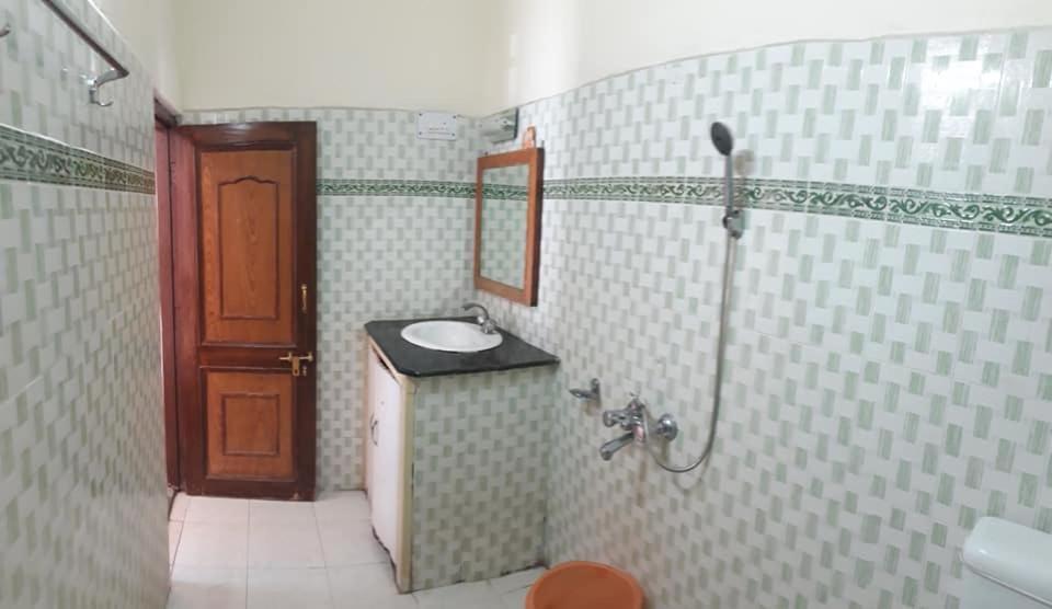 Hotel Himalayan Inn Uttarkāshi Dış mekan fotoğraf